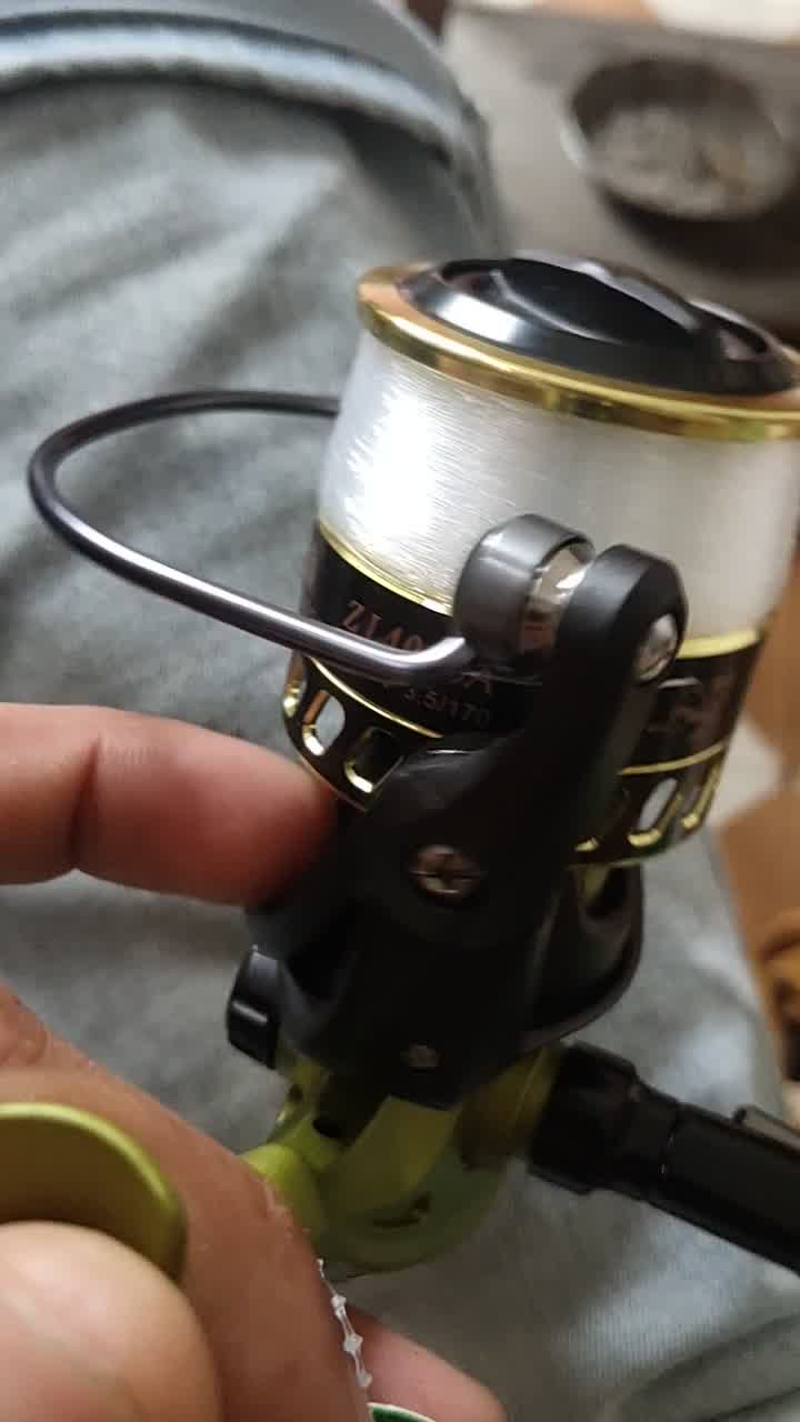 狼王渔轮战狼鱼线轮121轴金属斜口杯纺车轮路亚轮矶钓竿远投轮海钓