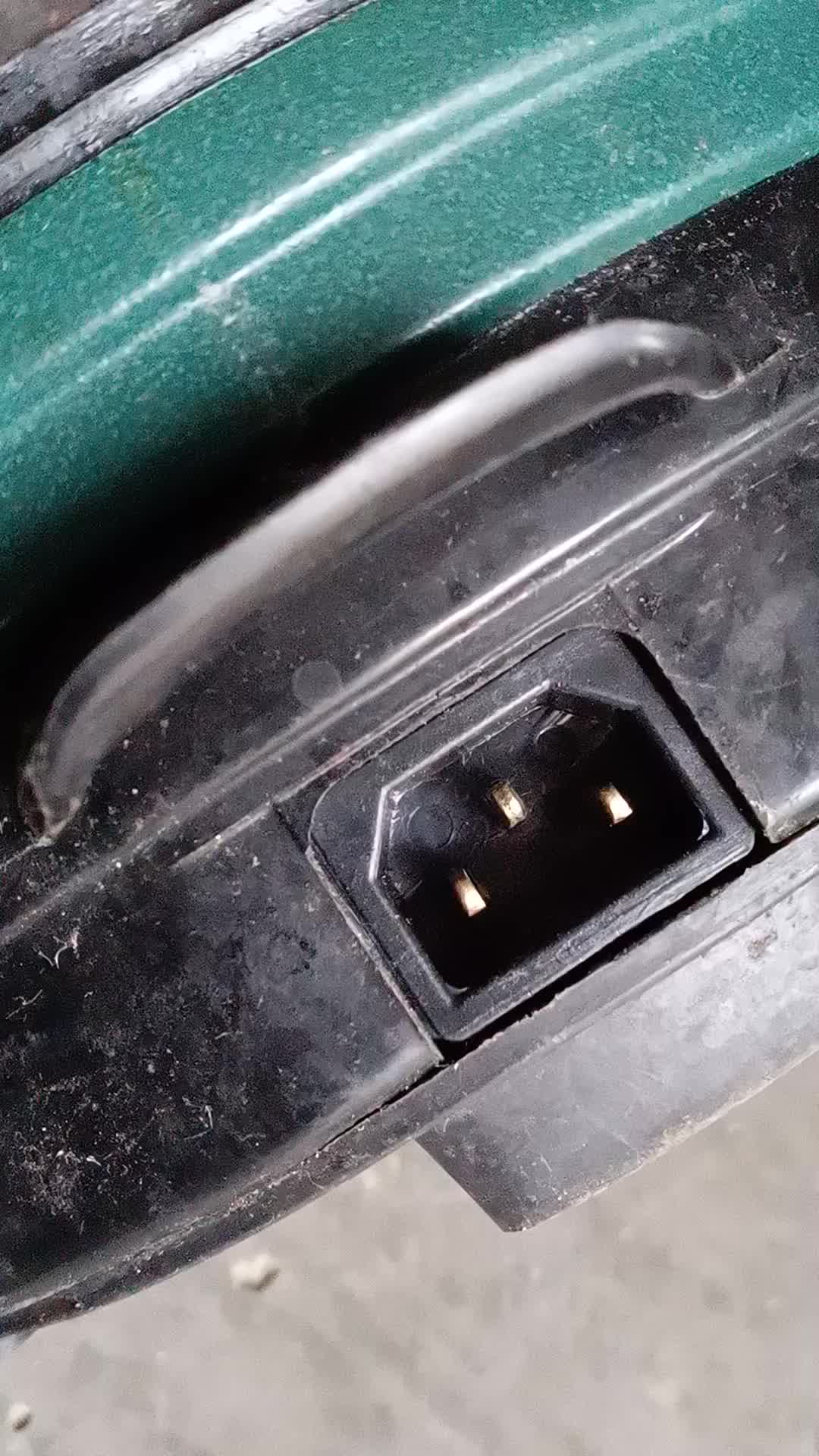 电炒锅电锅配件电源插座插头电饭锅电压力锅通用三孔品字电源插口