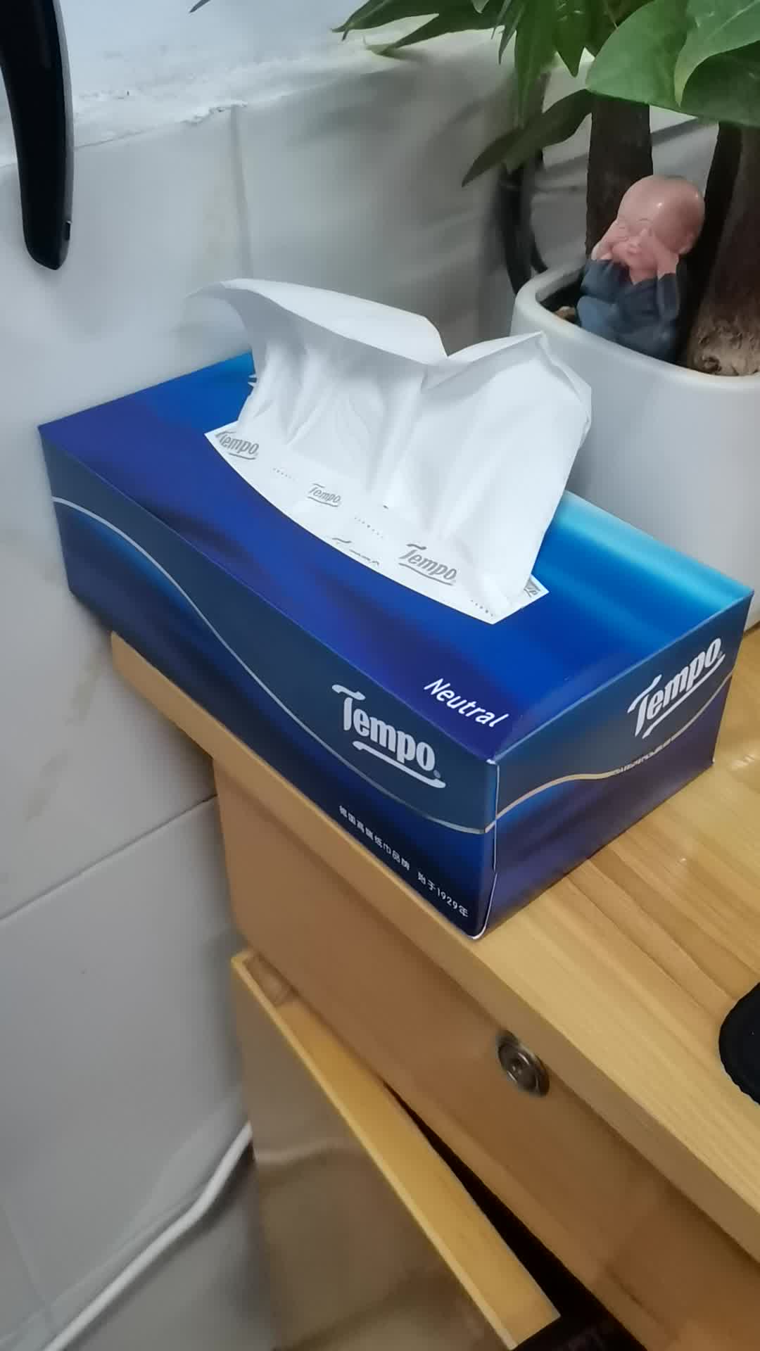 得宝tempo硬盒装抽纸面巾纸3层加厚纸巾餐巾纸进口纸浆4盒