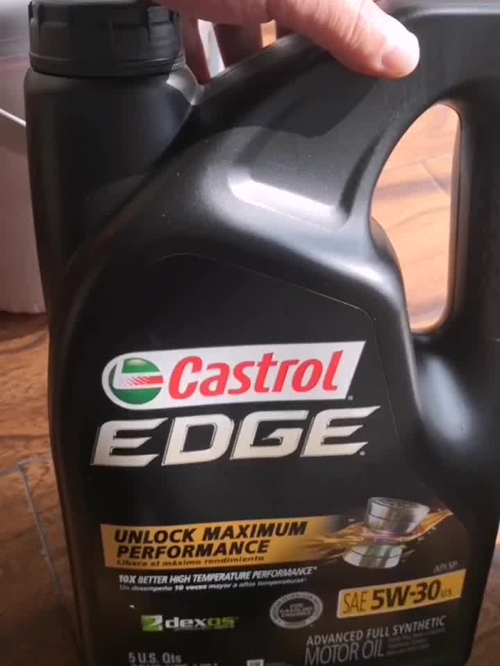 嘉实多castrol极护edge海外进口汽车机油全合成机油sp级5w30473l5qt
