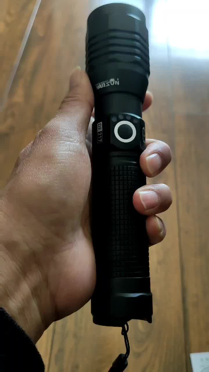 沃尔森 warsun df217手电筒多功能变焦强光手电超亮远射led可充电应急