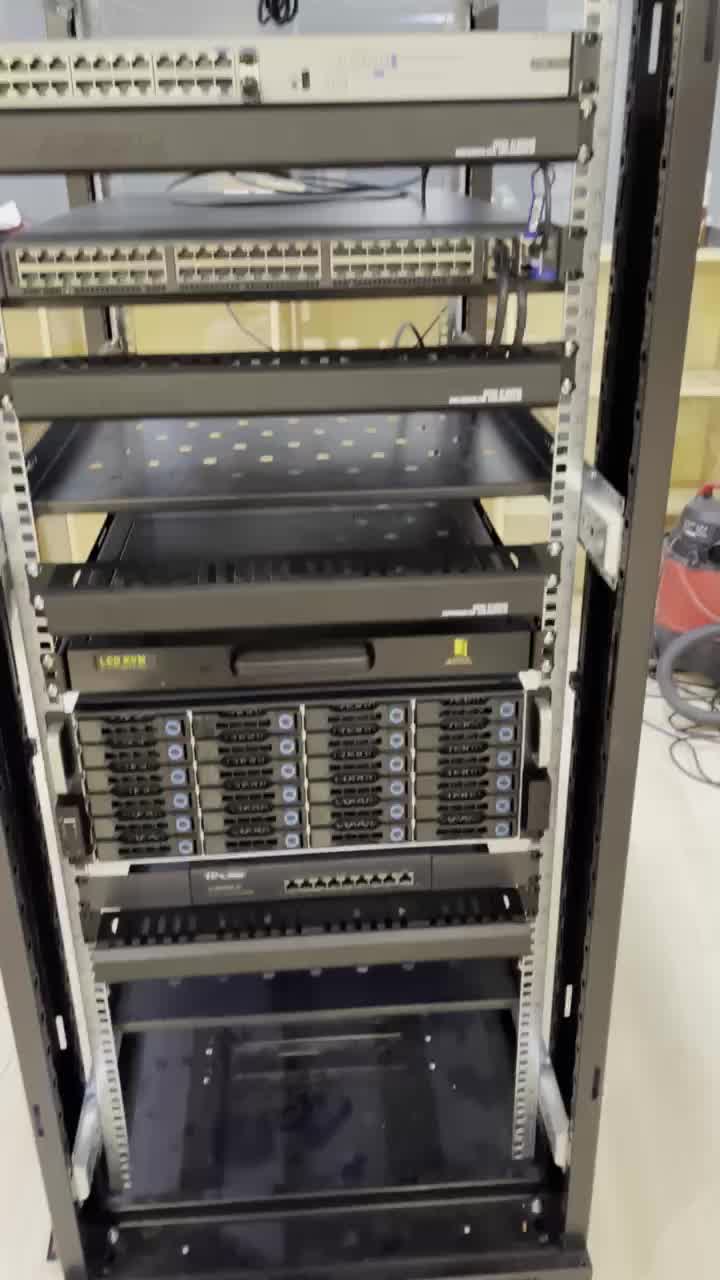 深度华瑞kvm切换器19英寸机架式服务器机柜显示器操作台ip远程hr1908i