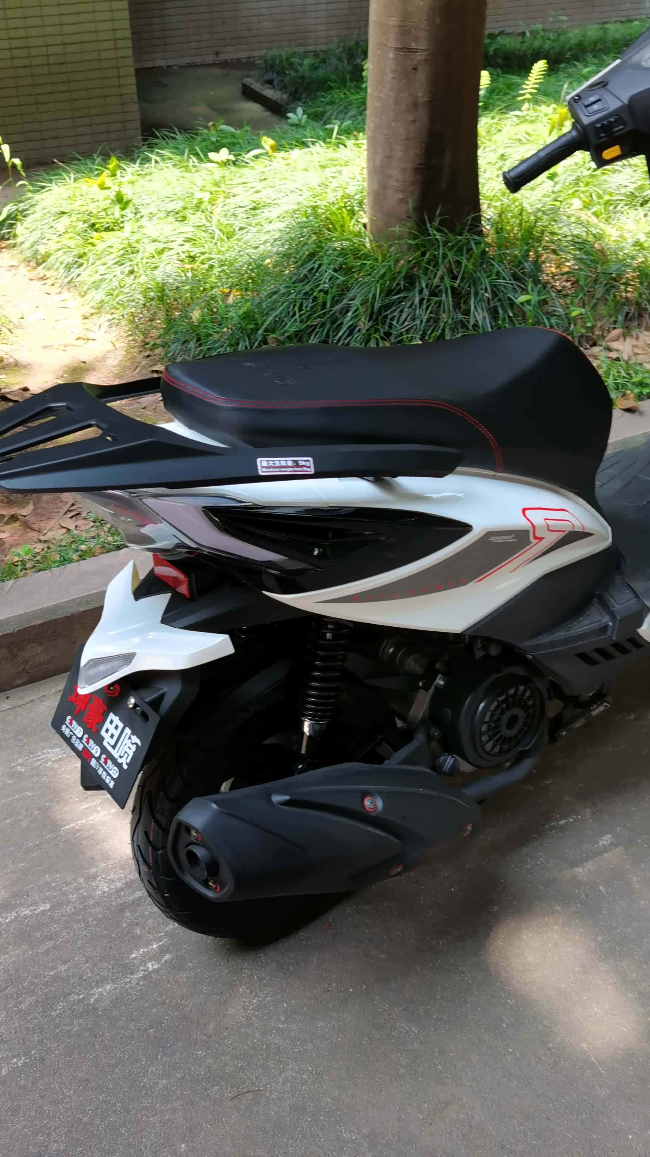 坤豪全新幻影125cc踏板摩托车燃油整车 国四电喷 外卖省油 可上牌 125