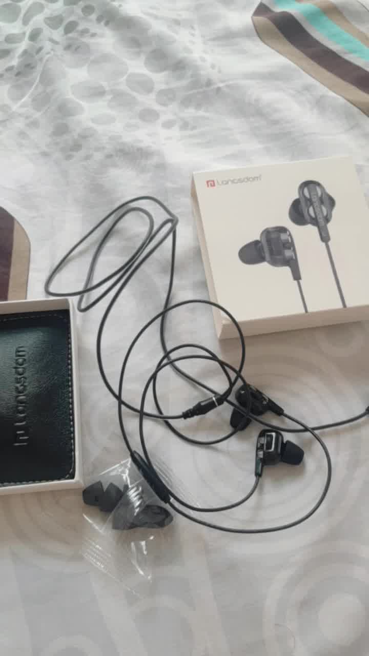 兰士顿 d4耳机入耳式有线降噪隔音 k歌音乐吃鸡游戏耳麦网课电脑办公