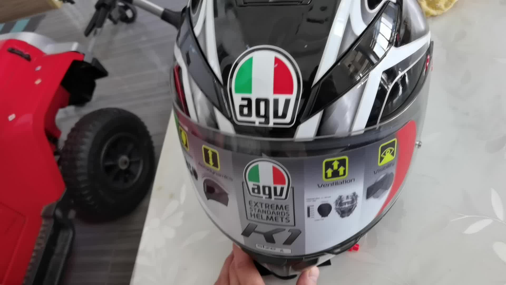 agvk5s摩托车头盔轻量型防雾全盔覆式双镜片全盔四季亚版消光黑l