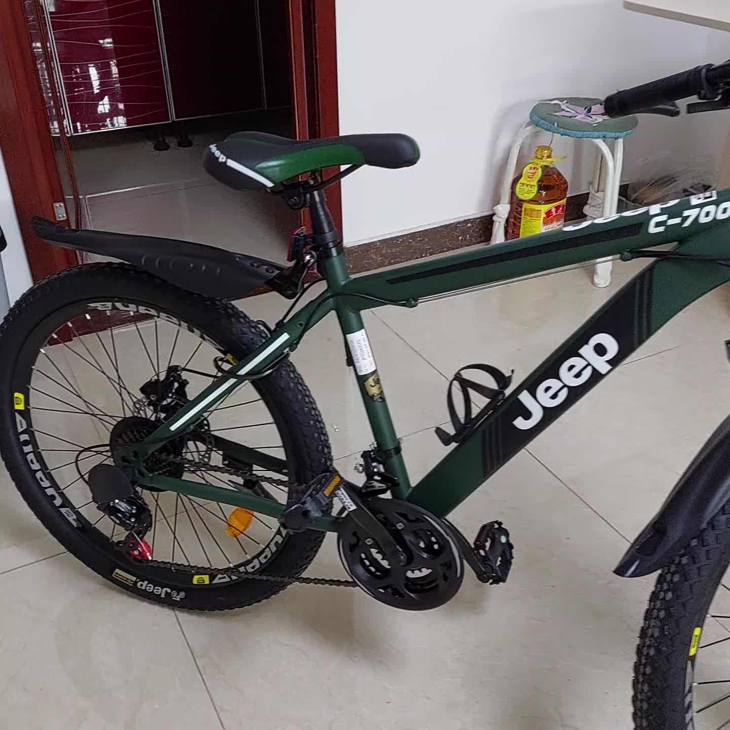 吉普jeep山地自行车男女减震变速单车碟刹公路车中小学生少年成人代步