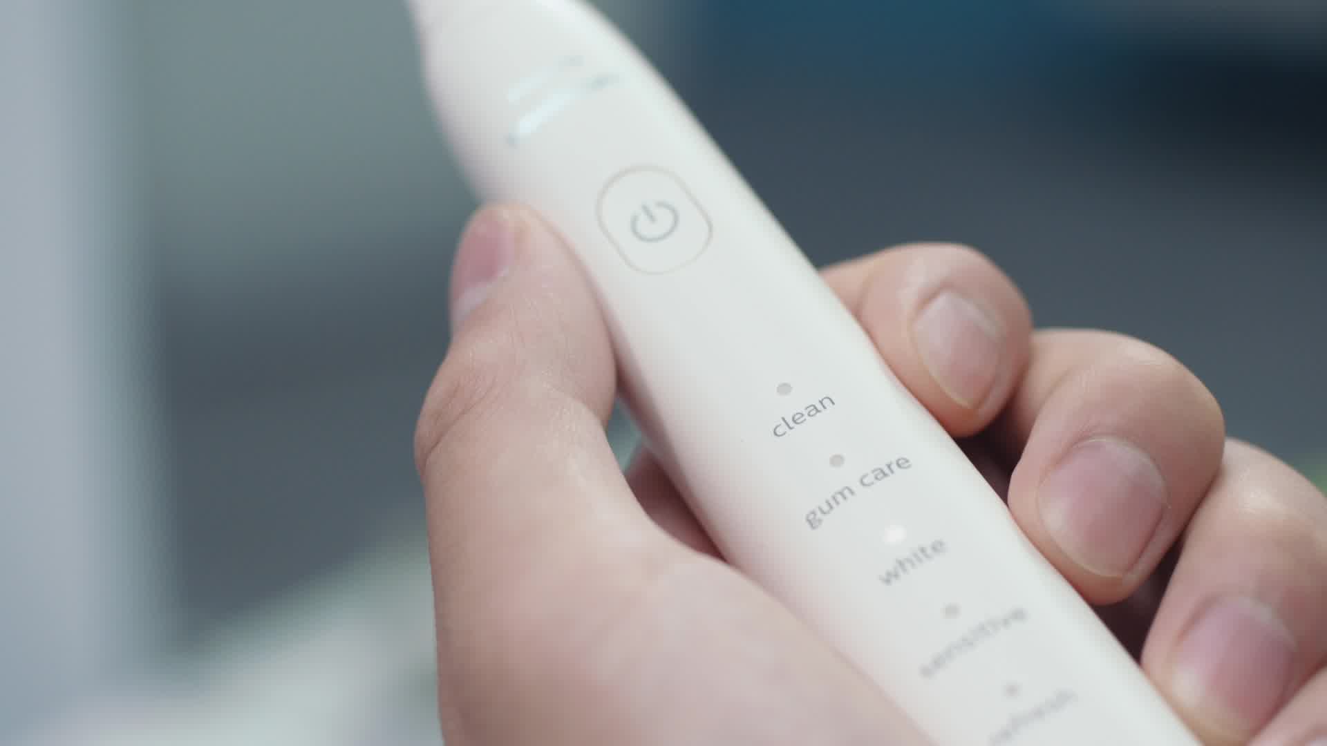 飞利浦philips电动牙刷成人情侣声波震动牙刷全自动净白多种模式hx247