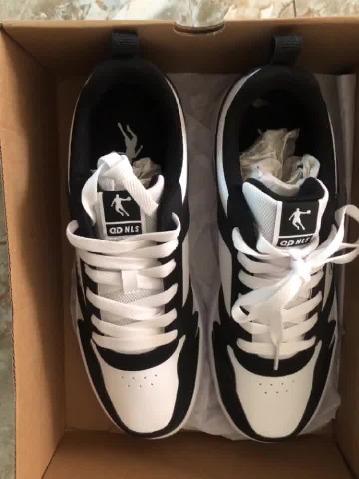 乔丹板鞋男2022冬季新款低帮皮革运动鞋黑白色经典休闲鞋男士鞋子官方